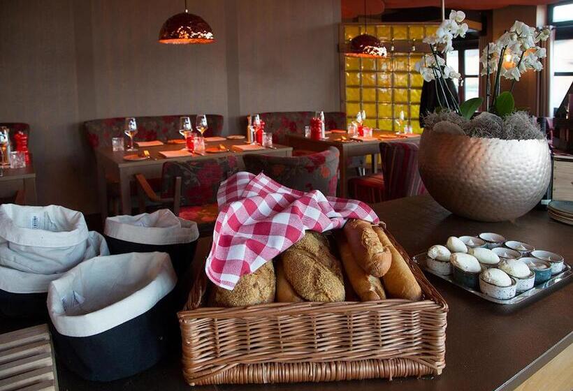 בית מלון כפרי Altes Stahlwerk Business & Lifestyle