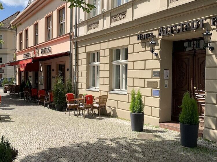 هتل Altstadt