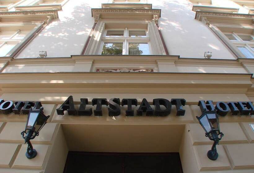 هتل Altstadt
