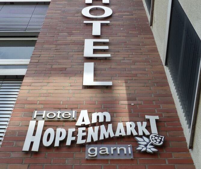 ホテル Am Hopfenmarkt