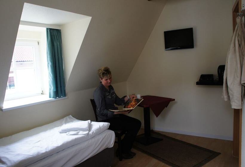 ホテル Am Hopfenmarkt