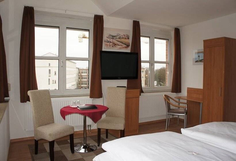 ホテル Am Hopfenmarkt