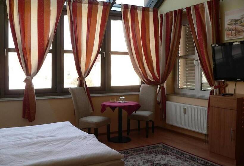 ホテル Am Hopfenmarkt