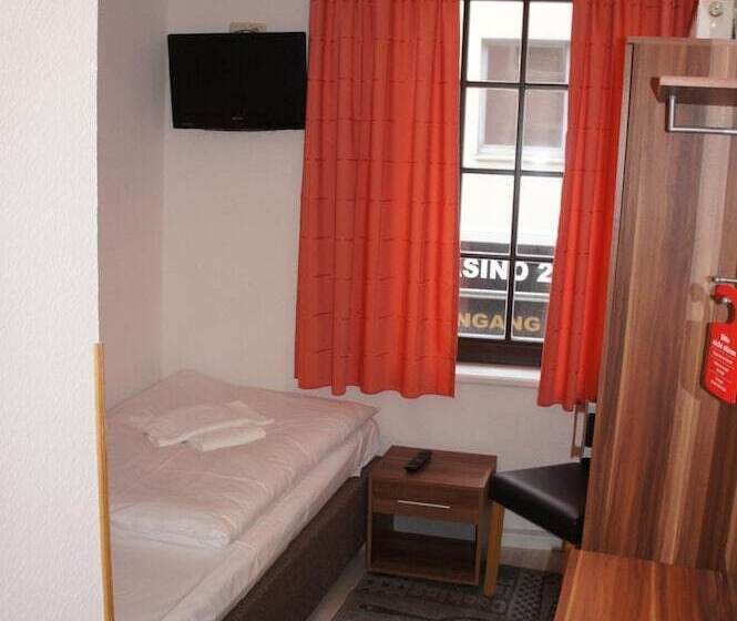 ホテル Am Hopfenmarkt