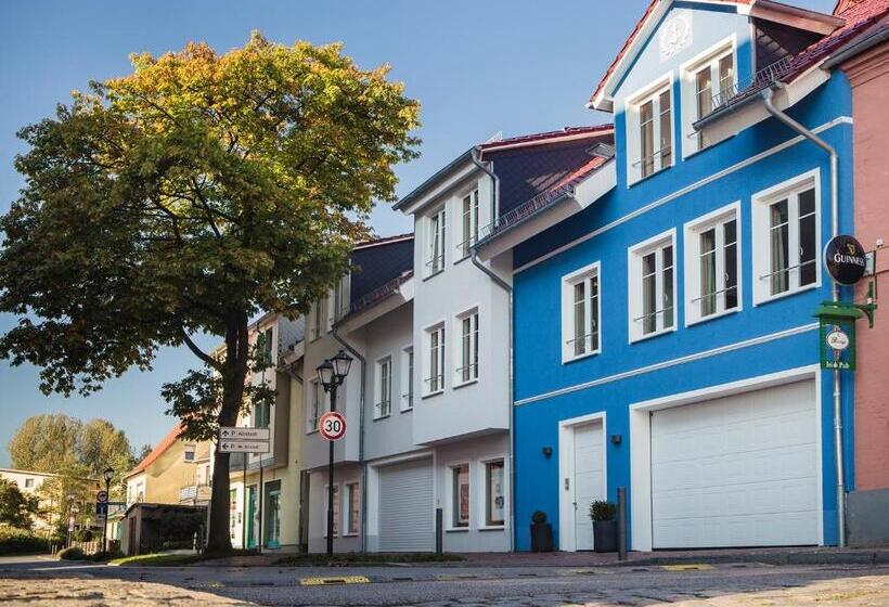 호텔 Am Yachthafen