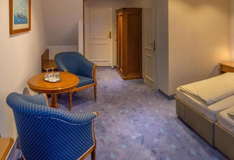 호텔 Am Yachthafen