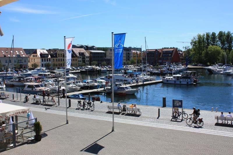 호텔 Am Yachthafen