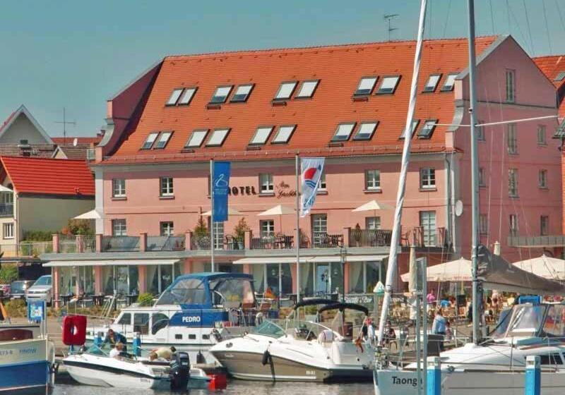 호텔 Am Yachthafen