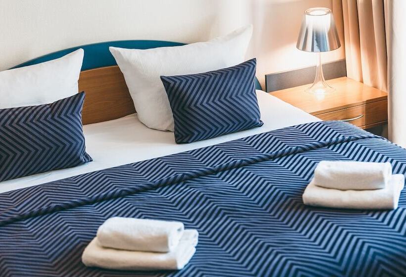 هتل Ambiente Berlin City