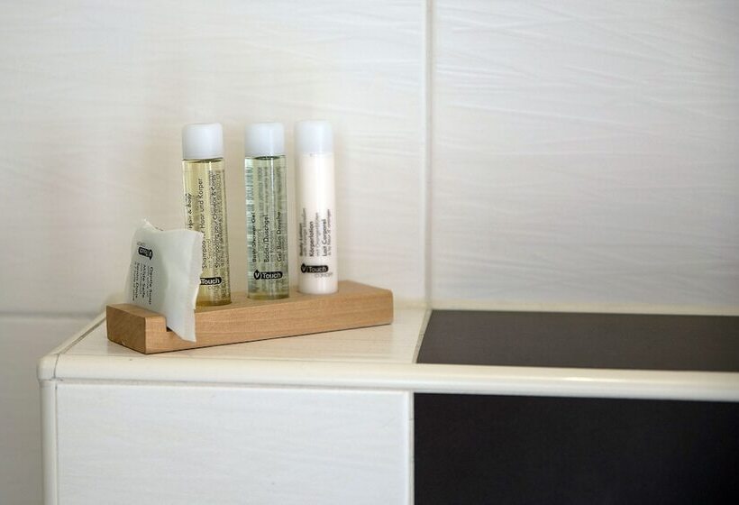 فندق & Apartment Am Theaterplatz