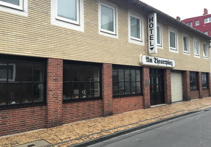 فندق & Apartment Am Theaterplatz