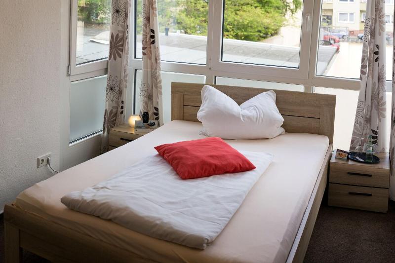 فندق & Apartment Am Theaterplatz