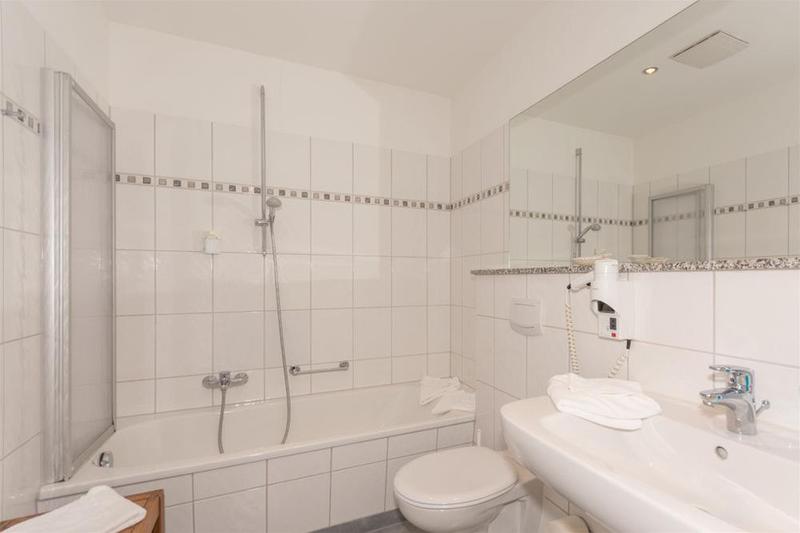 בית מלון כפרי Badehaus Goor