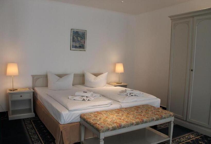 فندق Bellevue Warnemünde