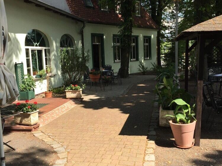 Отель Bergschloßchen