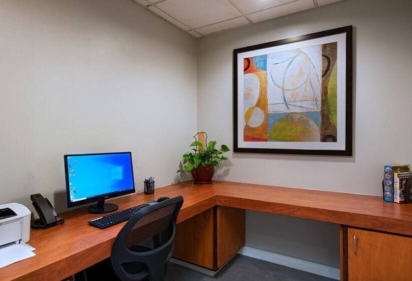 Hotel Fairfield Inn And Suites By Marriott Mcallen