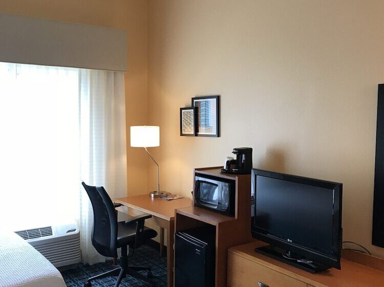 Hotel Fairfield Inn And Suites By Marriott Mcallen