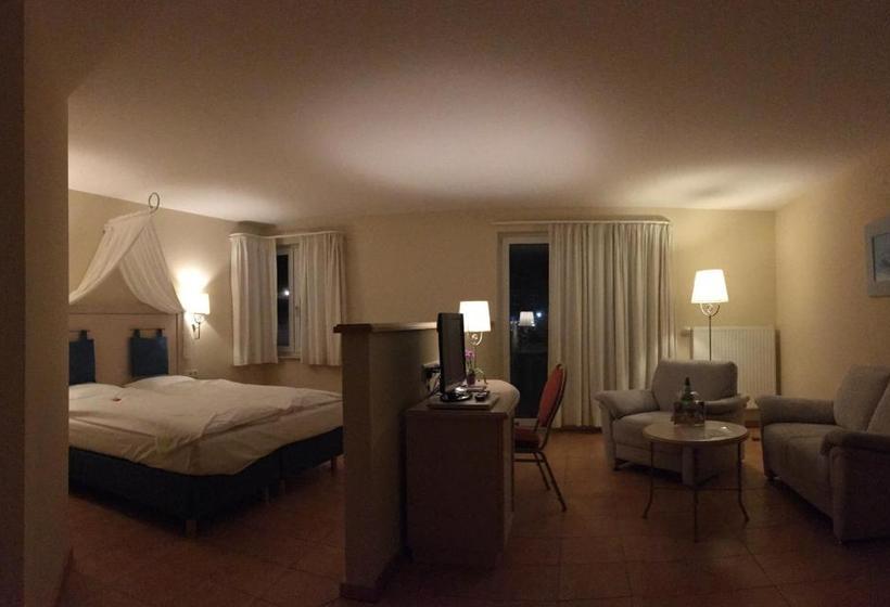 호텔 Die Friesenhalle