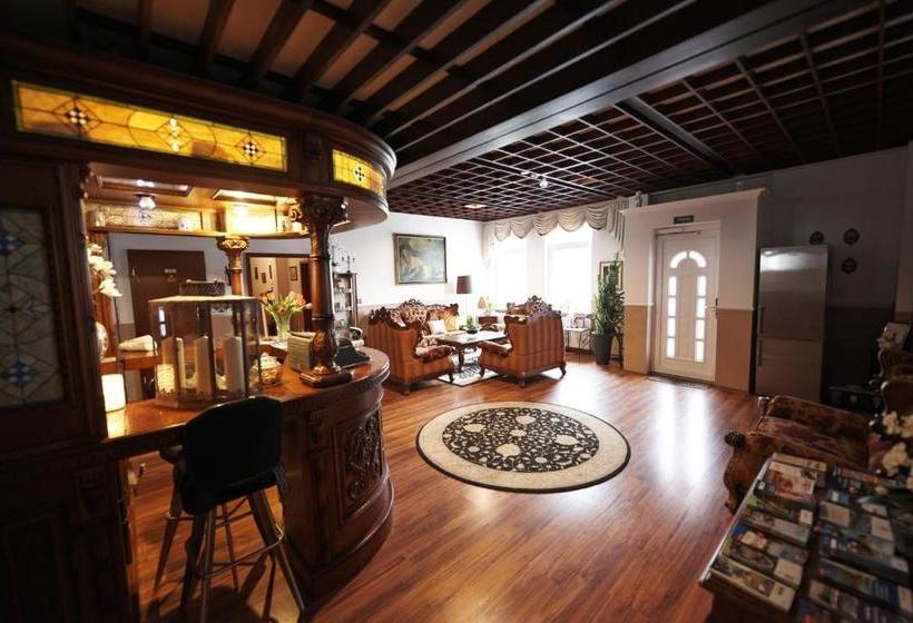 ホテル Wurster Kroog