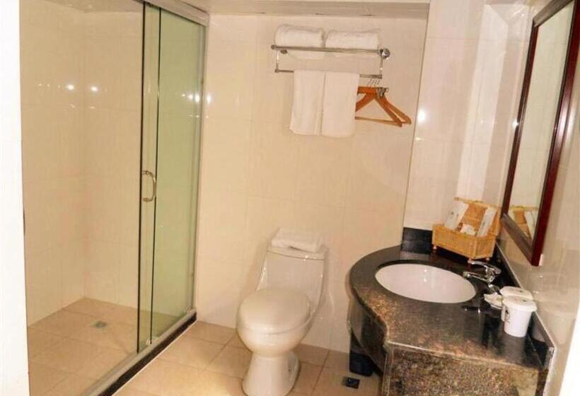 호텔 Greentree Inn Shanghai Xupu Bridge