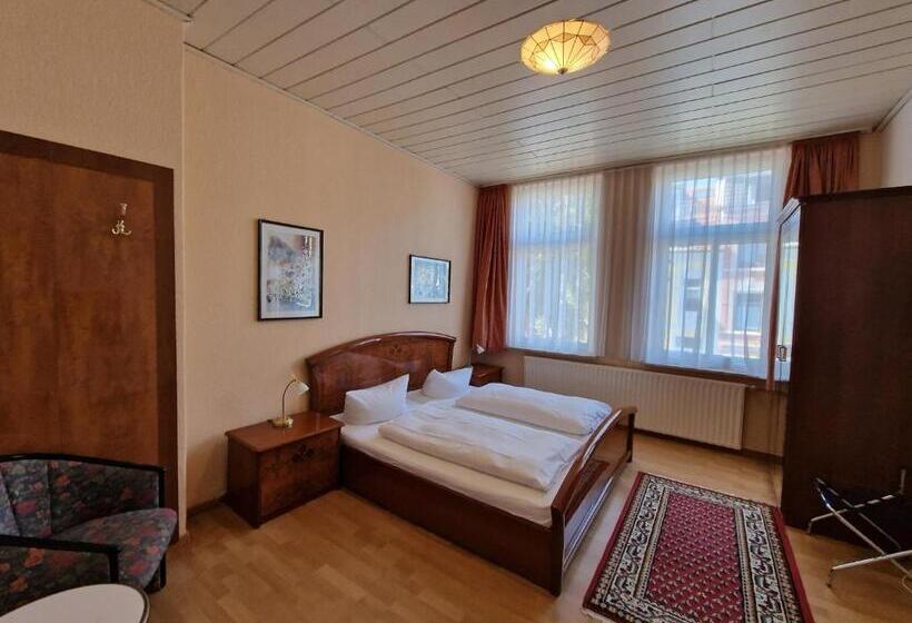 هتل Haus Bremen Garni