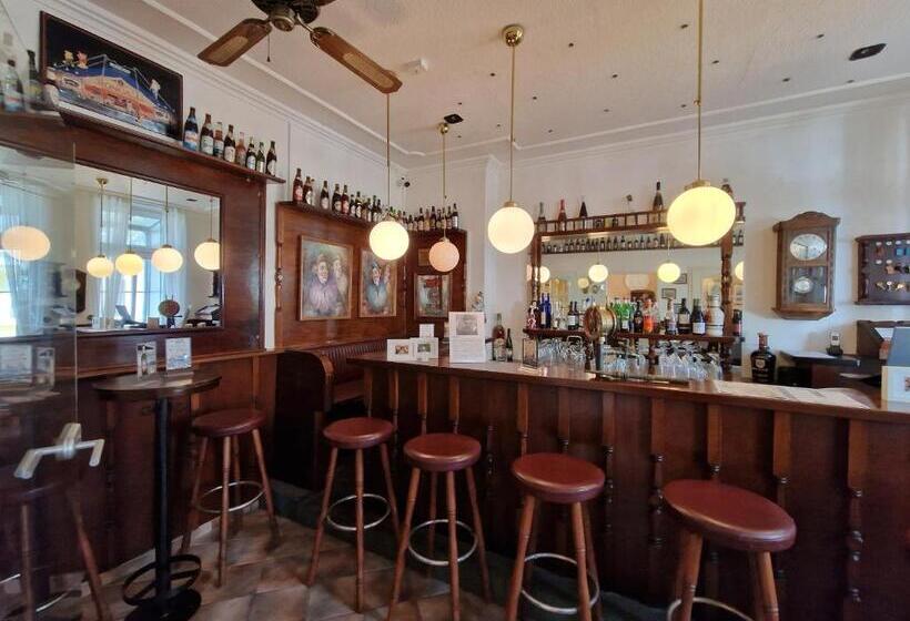 هتل Haus Bremen Garni