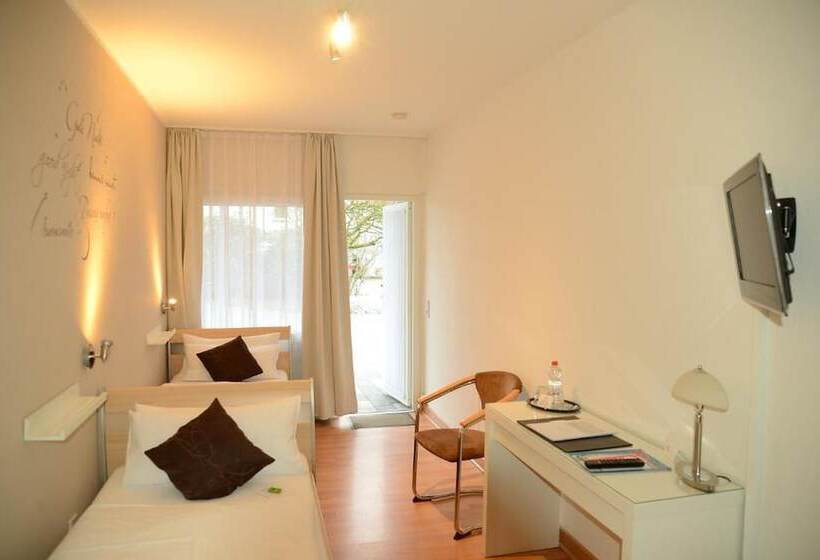 Отель Herrenhof