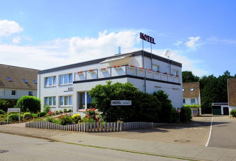 Отель Herrenhof