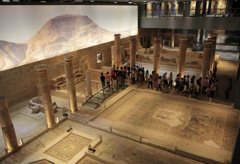 هتل Holiday Inn Gaziantep, An Ihg