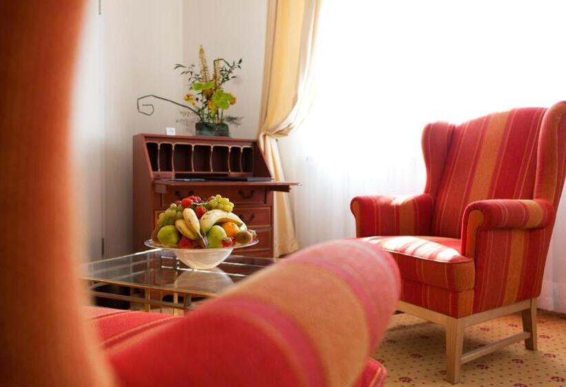 酒店 Holsteiner Hof   Timmendorfer Strand