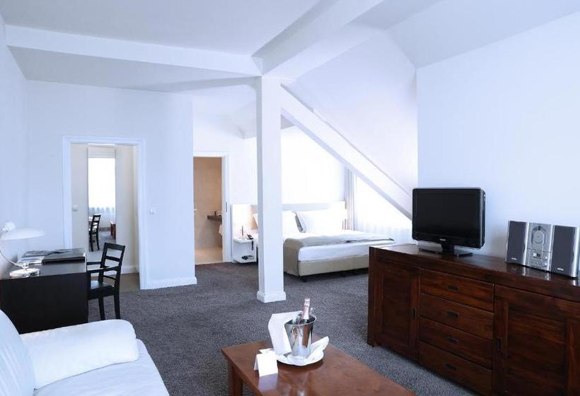 בית מלון כפרי Kieler Yachtclub