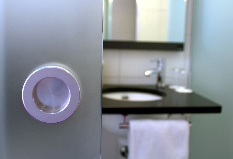 酒店 Madeleine Bio