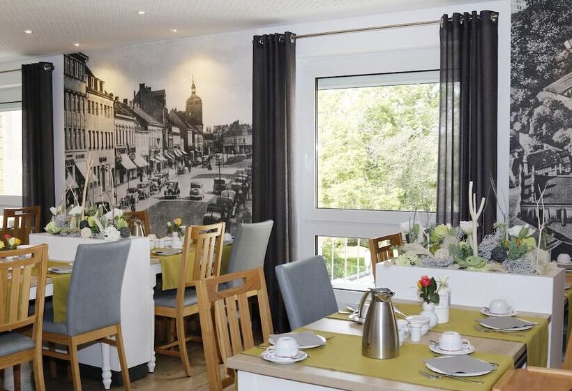 ホテル Markischer Hof