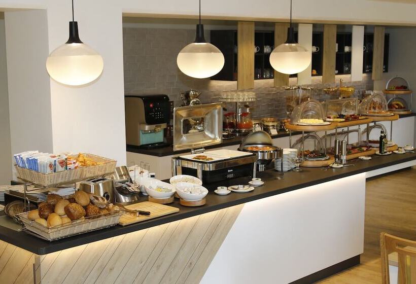 ホテル Markischer Hof