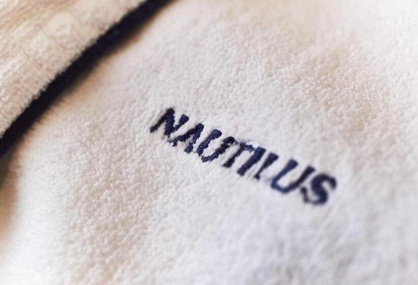 酒店 Nautilus