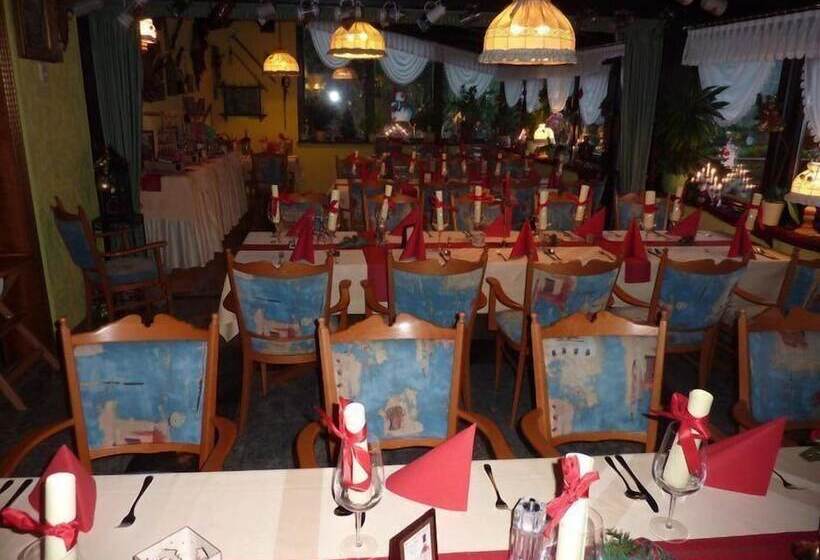 Отель Restaurant Am Berg