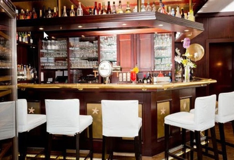 酒店 & Restaurant Am Bodden