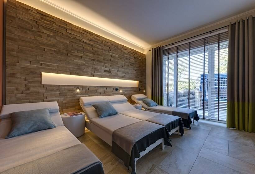 בית מלון כפרי Restaurant Burgklause