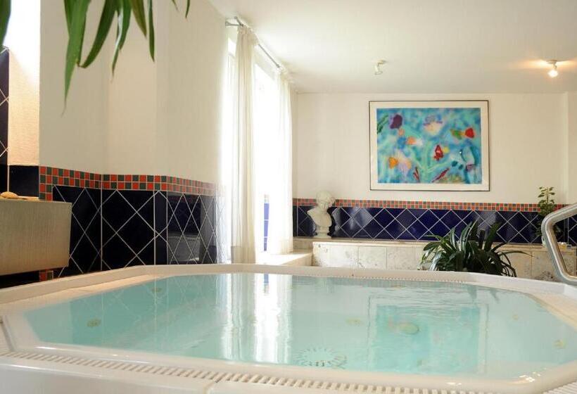 Отель Restaurant Sengscheider Hof