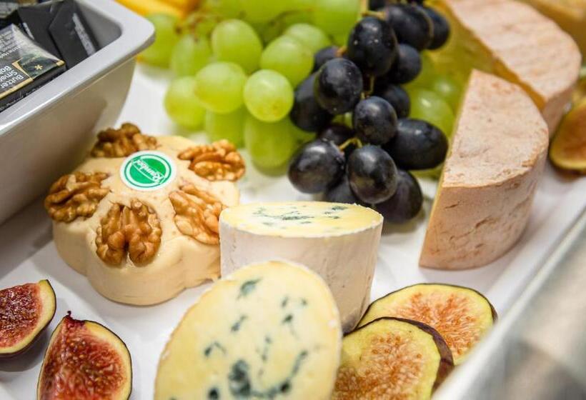 Thomas Hotel Spa & Lifestyle