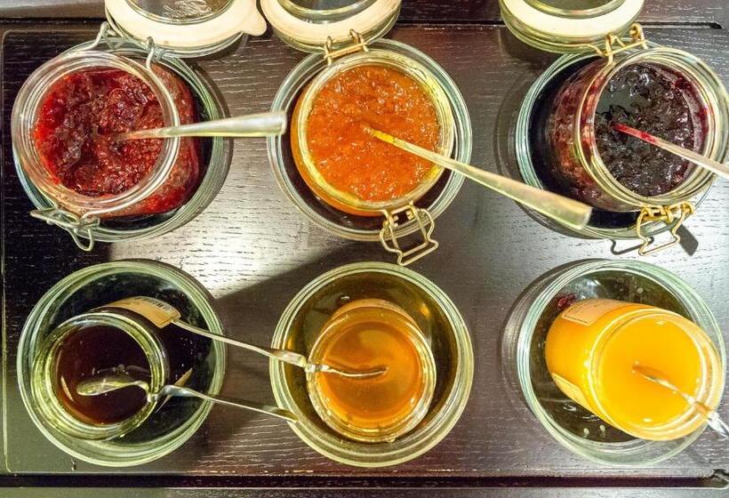 Thomas Hotel Spa & Lifestyle