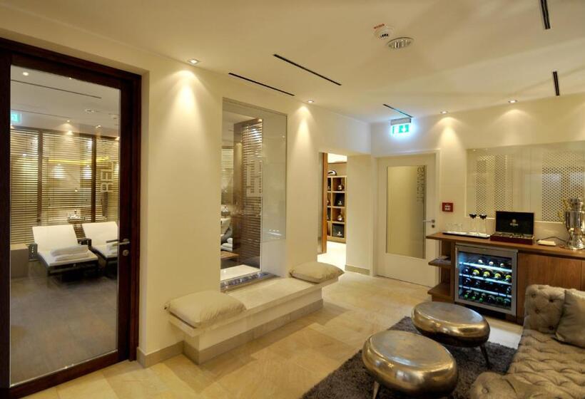 Thomas Hotel Spa & Lifestyle