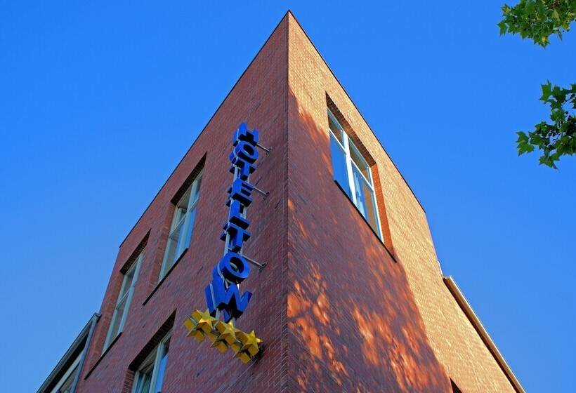 H24 Hoteltow