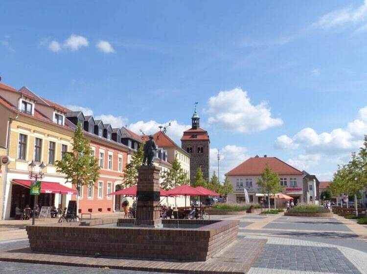 酒店 Vierseithof Luckenwalde