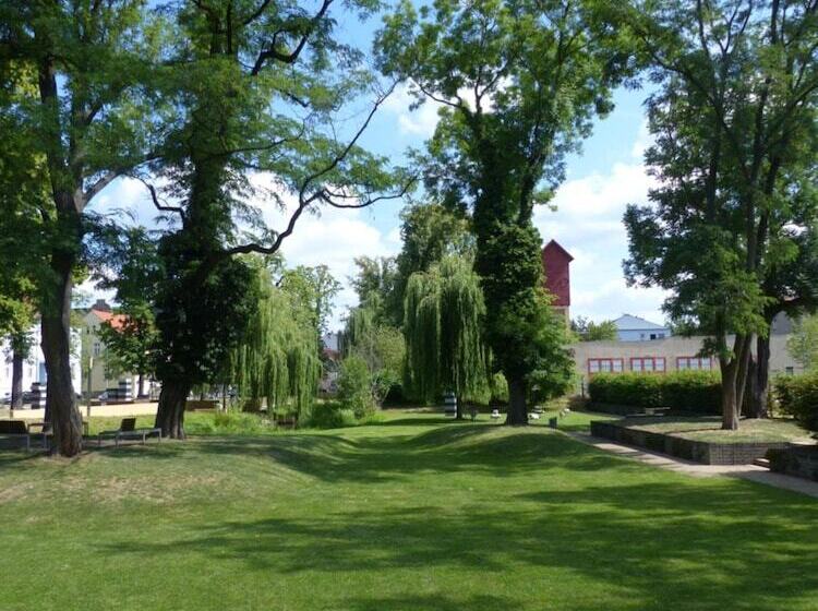 酒店 Vierseithof Luckenwalde