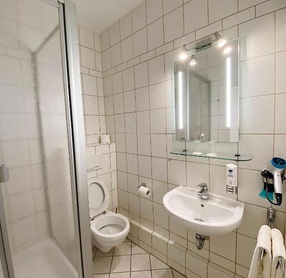 Отель Waldrestaurant &