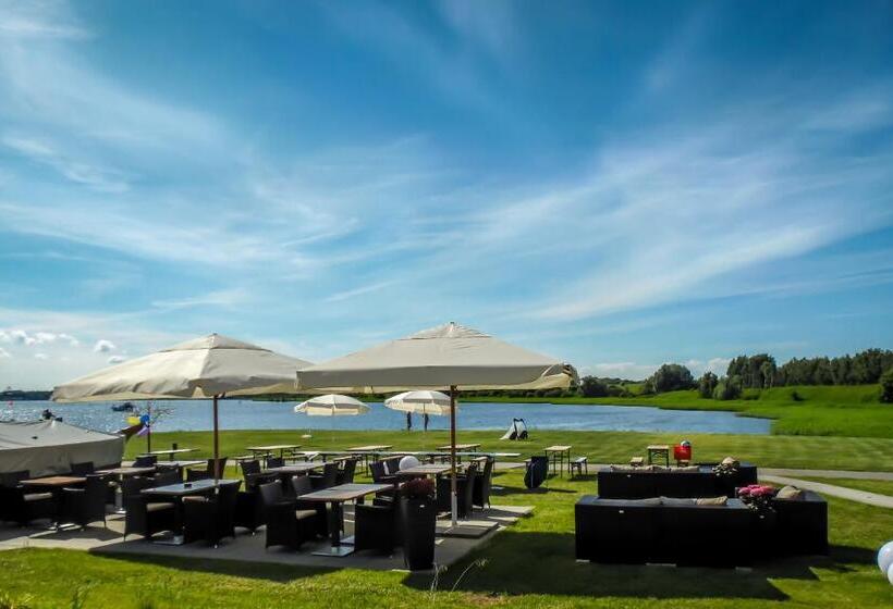 בית מלון כפרי Warnow