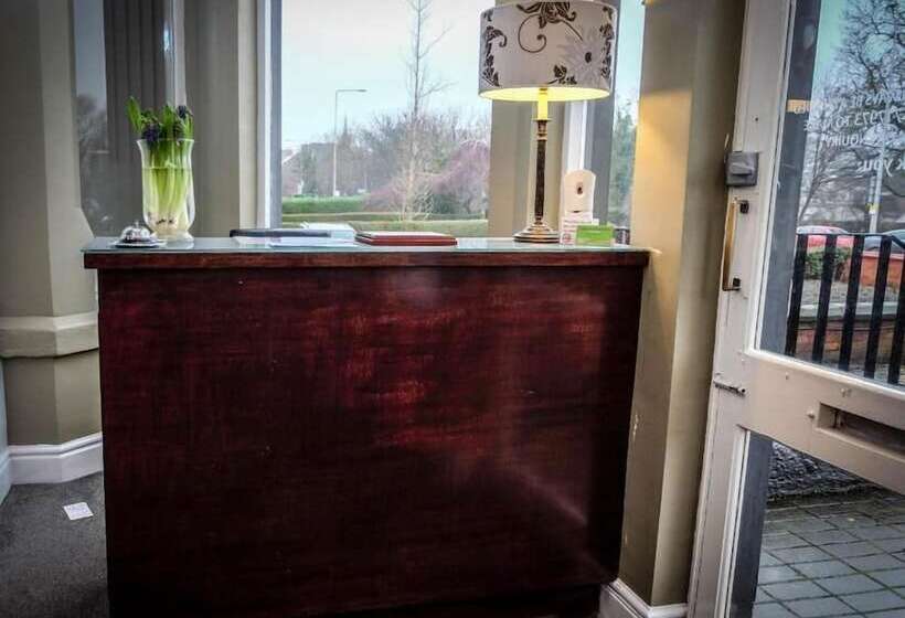 בית מלון כפרי Whitburn House