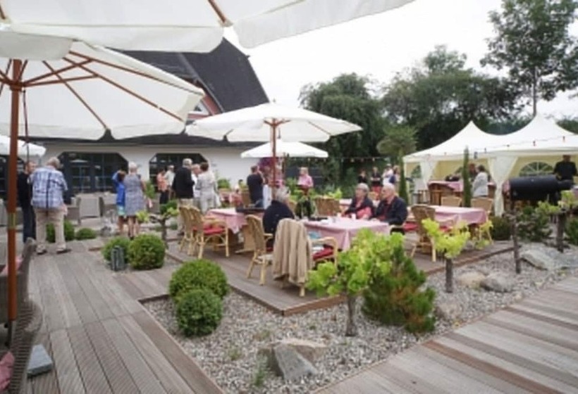 בית מלון כפרי Wittenbeck Resort