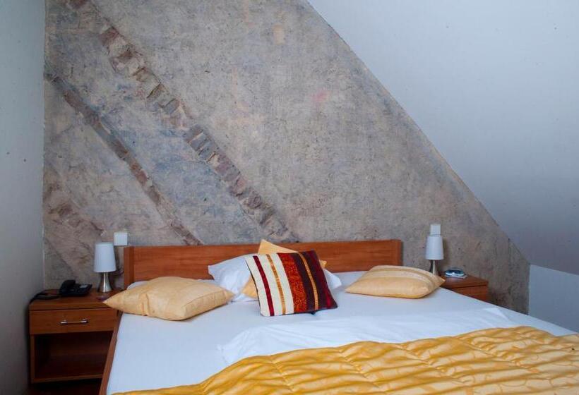 בית מלון כפרי Zum Hofmaler